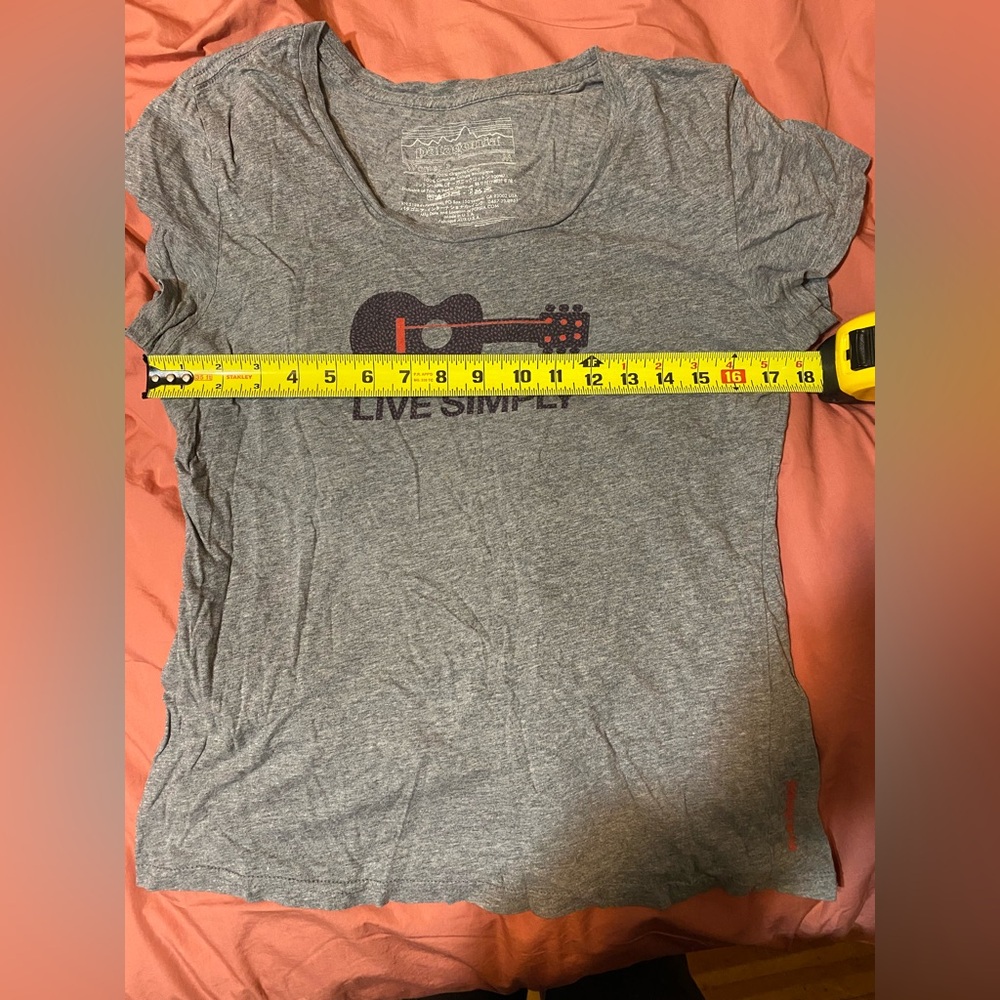 Patagonia Gray Short Sleeve Tee with Guitar Graphic - Picture 2 of 3
